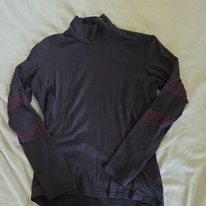 Icebreaker Women's Wool Neck-zip Sweater with Magenta Accents